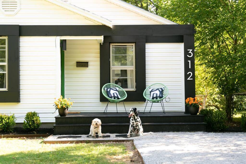 The On 7th, Located In Downtown Bentonville! Holiday home Bentonville