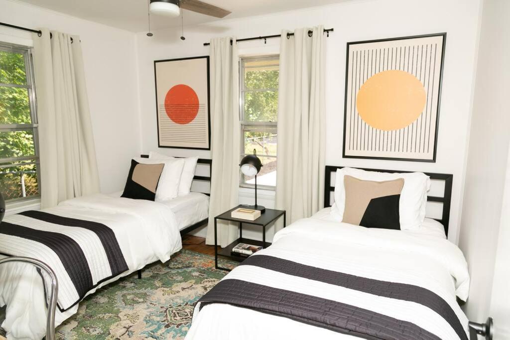 Holiday home The On 7th, Located In Downtown Bentonville! Bentonville