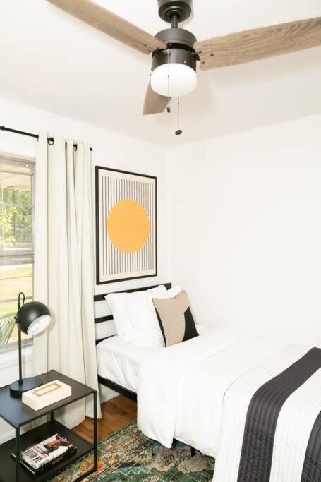 The On 7th, Located In Downtown Bentonville! Holiday home