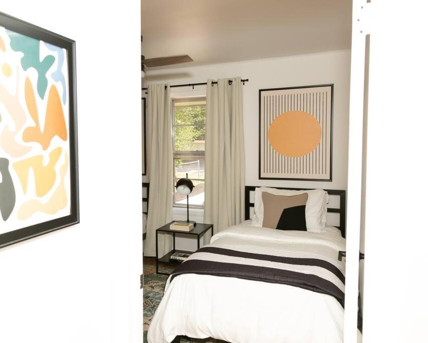 The On 7th, Located In Downtown Bentonville! Bentonville