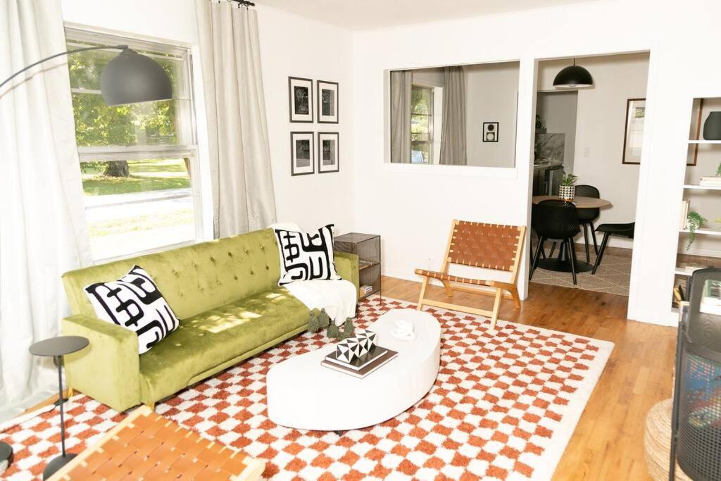 Holiday home The On 7th, Located In Downtown Bentonville!