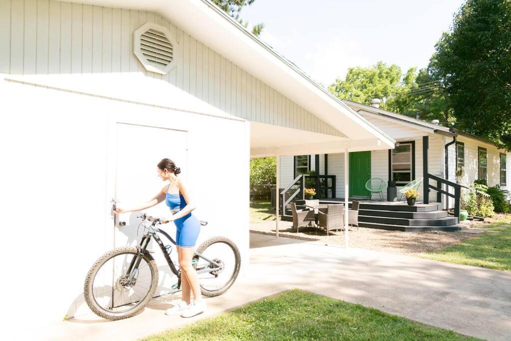 The On 7th, Located In Downtown Bentonville! * Bentonville